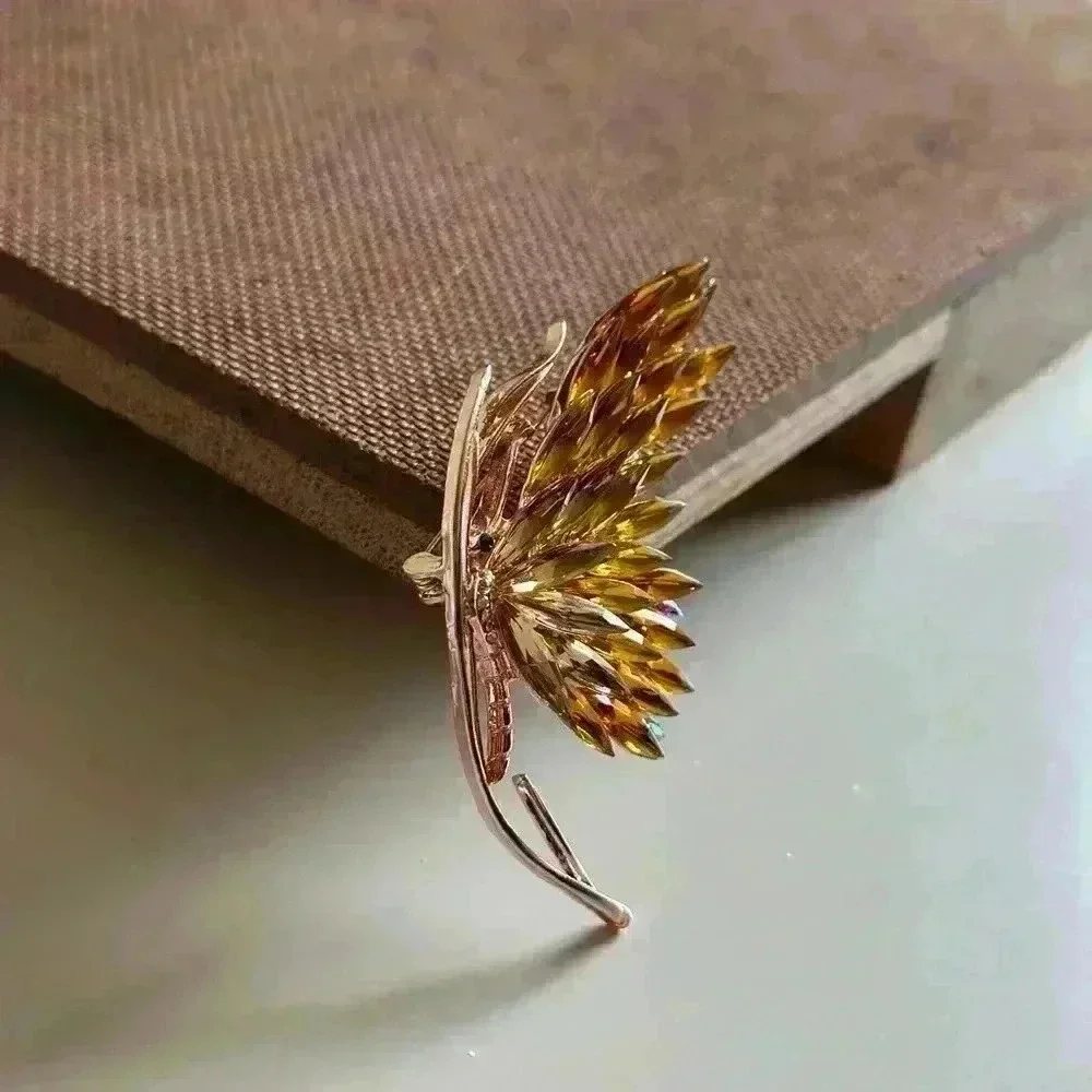 European French Style Ultra-Bright Gradient Crystal Butterfly Brooch
